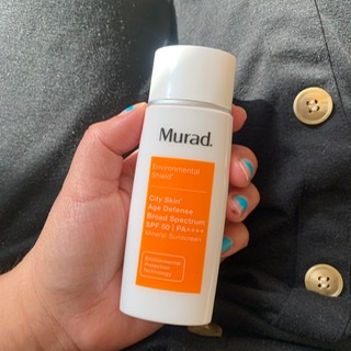Protector solar hidratante Murad